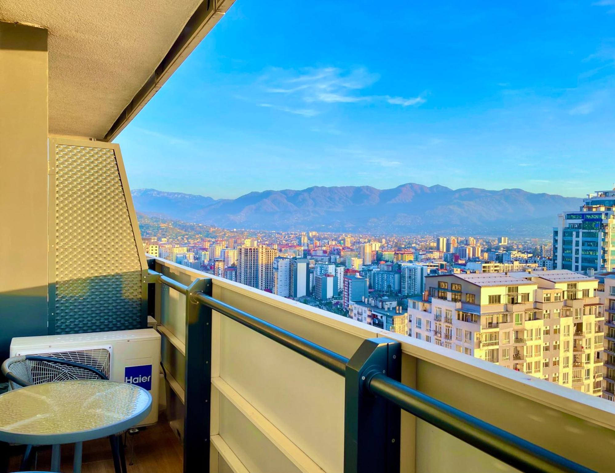 Sky Apartments Batumi Ngoại thất bức ảnh