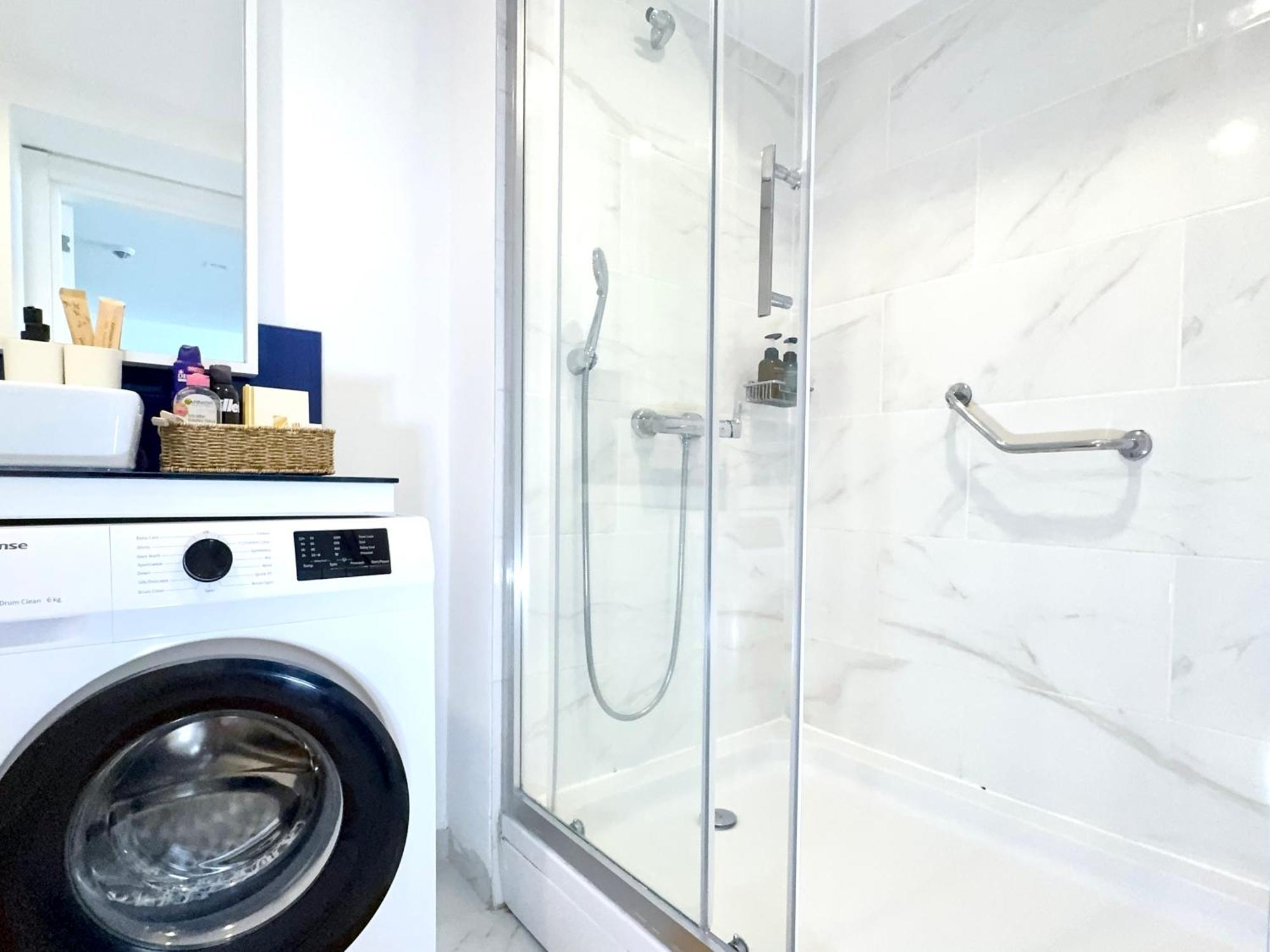 Sky Apartments Batumi Ngoại thất bức ảnh